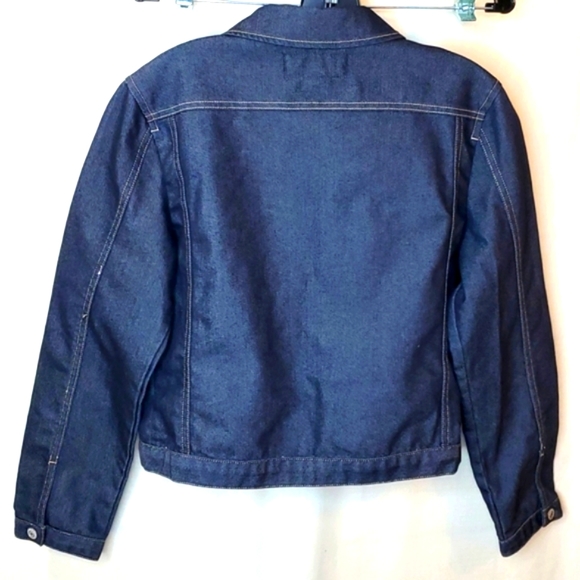 Woman Old Navy Denim Jean Jacket, Size Medium, Blue - Picture 2 of 5
